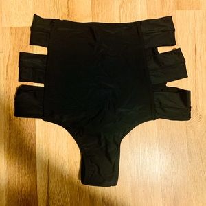 NWOT High-Waisted Swim Bottom